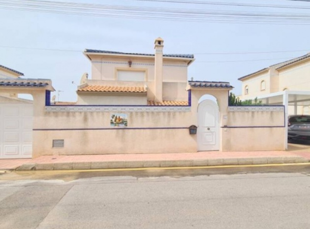 Resale - Villa - Villamartin - blue lagoon