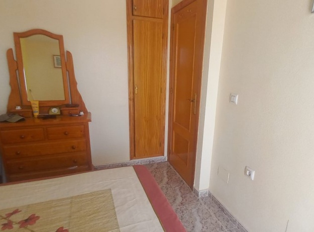 Resale - Townhouse - Villamartin - bosque de las lomas