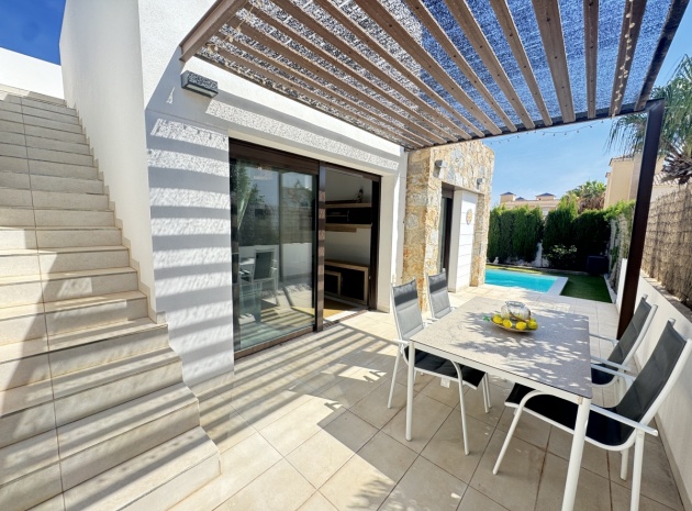 Återförsäljning - Villa - Cabo Roig - Lomas de Cabo Roig