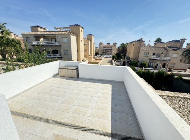 Återförsäljning - Villa - Cabo Roig - Lomas de Cabo Roig