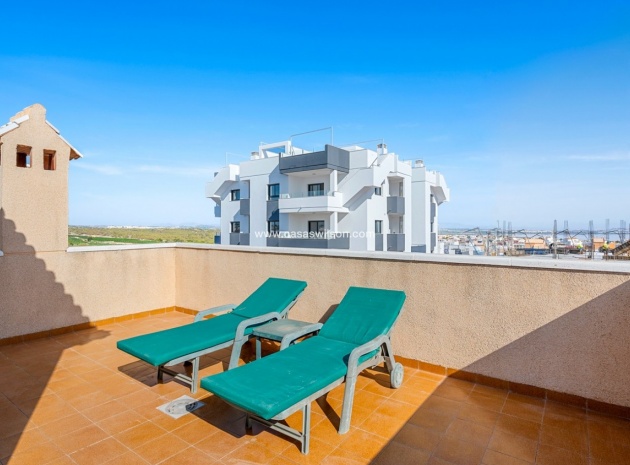 Resale - Villa - Los Altos - villas del duque