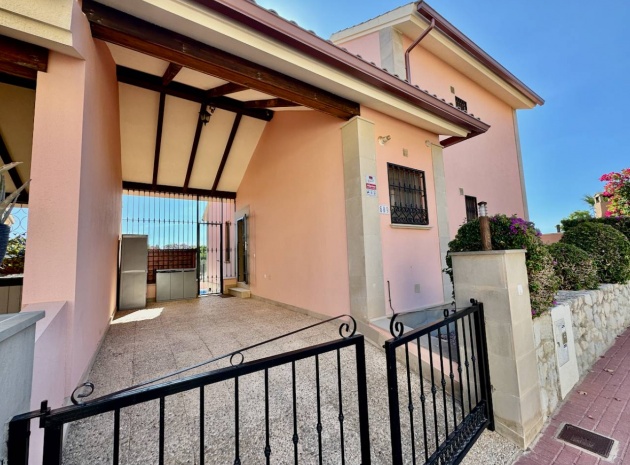 Resale - Villa - Algorfa - La Finca Golf