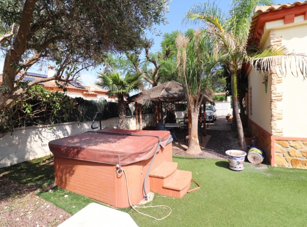 Resale - Villa - Formentera del Segura - Fincas de La Vega