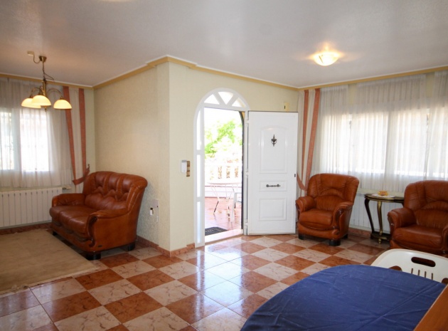 Resale - Villa - Villamartin - pinada golf