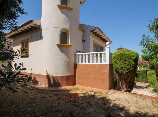 Resale - Villa - Villamartin - pinada golf