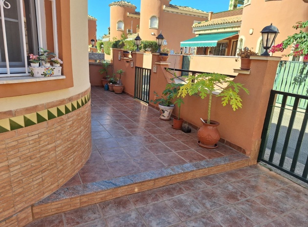 Återförsäljning - Villa - Playa Flamenca - villas san luis