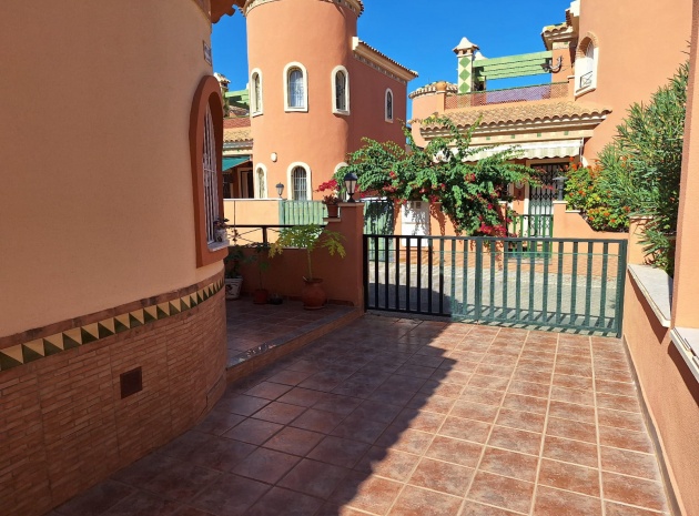 Återförsäljning - Villa - Playa Flamenca - villas san luis