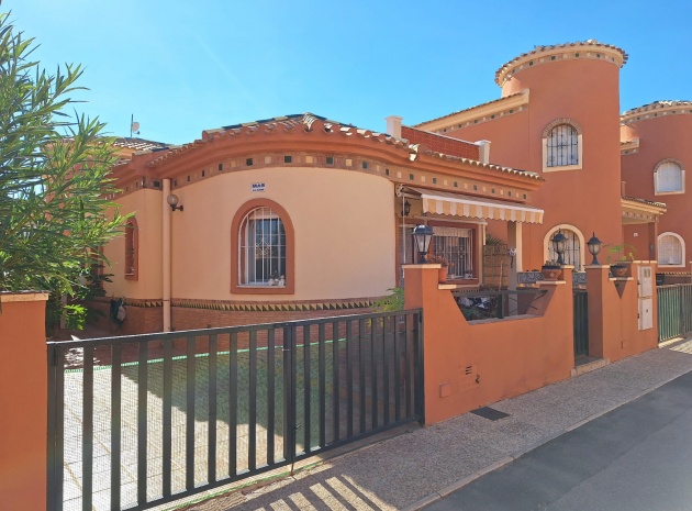 Återförsäljning - Villa - Playa Flamenca - villas san luis