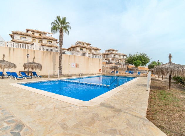 Återförsäljning - Villa - Cabo Roig - Lomas de Cabo Roig