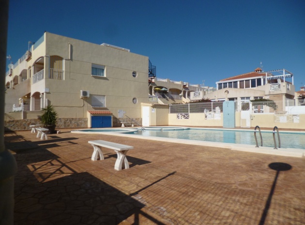 Wiederverkauf - Villa - Playa Flamenca - Res. Olympia