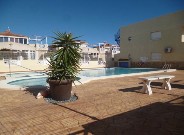 Återförsäljning - Villa - Playa Flamenca - Res. Olympia