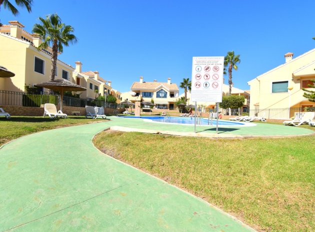 Resale - Townhouse - Orihuela Costa - Lomas de Campoamor