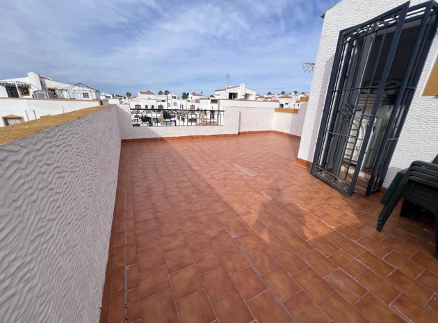 Resale - Townhouse - Los Montesinos - Entre Naranjos