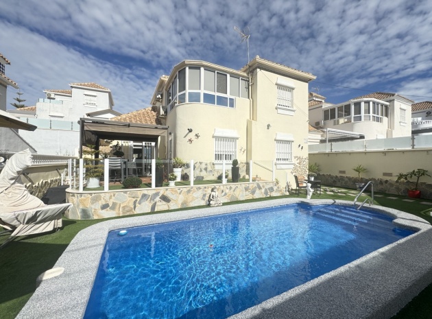 Resale - Villa - Villamartin - El Galan