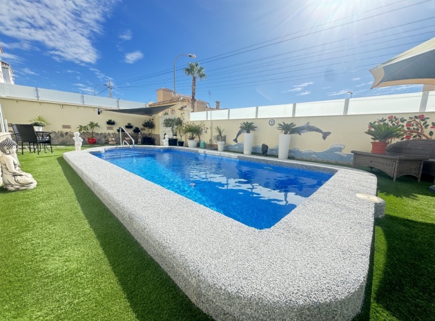 Resale - Villa - Villamartin - El Galan