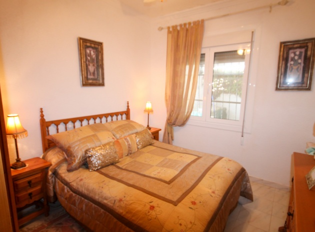 Resale - Villa - Villamartin - blue lagoon