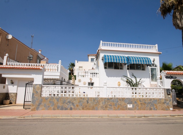 Återförsäljning - Villa - Villamartin - blue lagoon