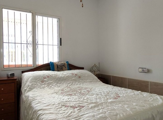 Resale - Bungalow - Villamartin - La Fuente