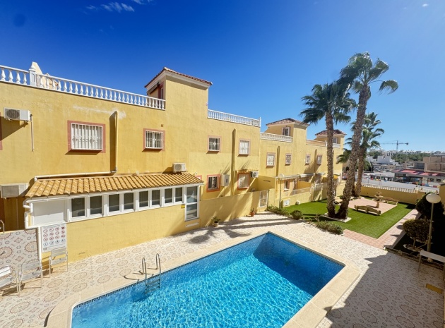 Resale - Townhouse - Villamartin