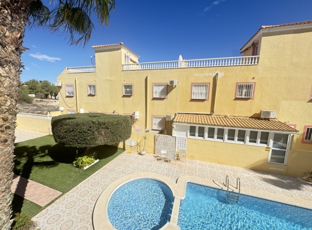 Resale - Townhouse - Villamartin