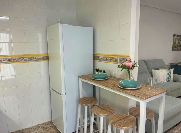 Revente - Appartement - Villamartin - colinas del presidente