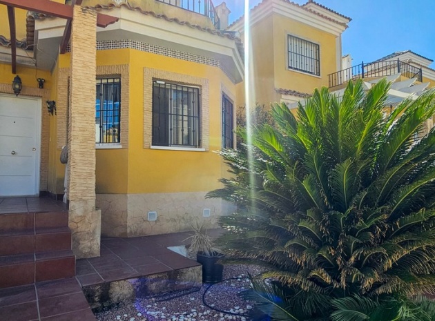 Resale - Villa - Ciudad Quesada - Lo Crispín