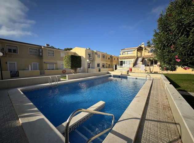 Resale - Apartment - Villamartin - lomas del golf