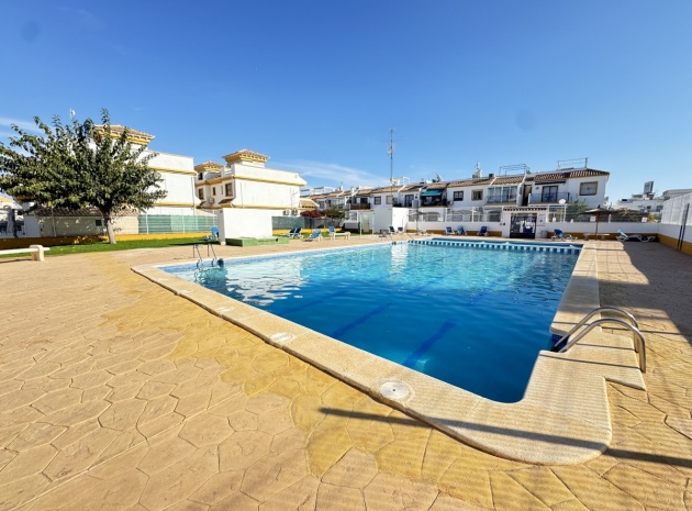 Wiederverkauf - Stadthaus - Torrevieja - jardin del mar