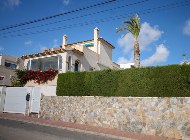 Resale - Villa - Villamartin - blue lagoon