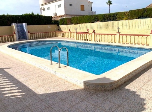 Revente - Villa - Torrevieja - San Luis