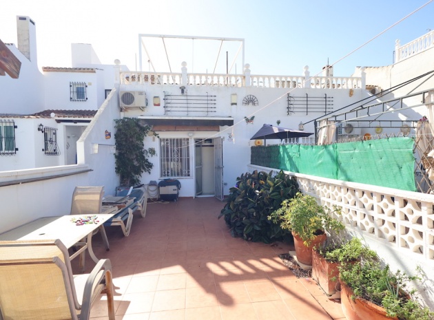 Resale - Townhouse - Villamartin - lomas del golf