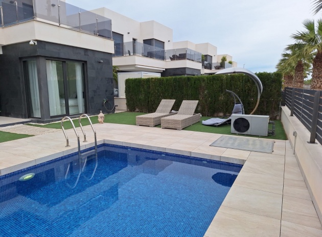 Resale - Villa - Guardamar del Segura - El Raso