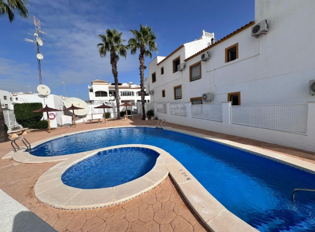 Resale - Apartment - Los Montesinos - entre naranjos