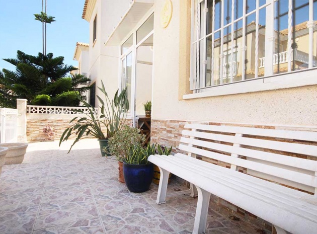 Resale - Villa - Playa Flamenca - La Pinada