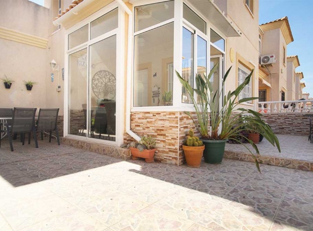 Resale - Villa - Playa Flamenca - La Pinada