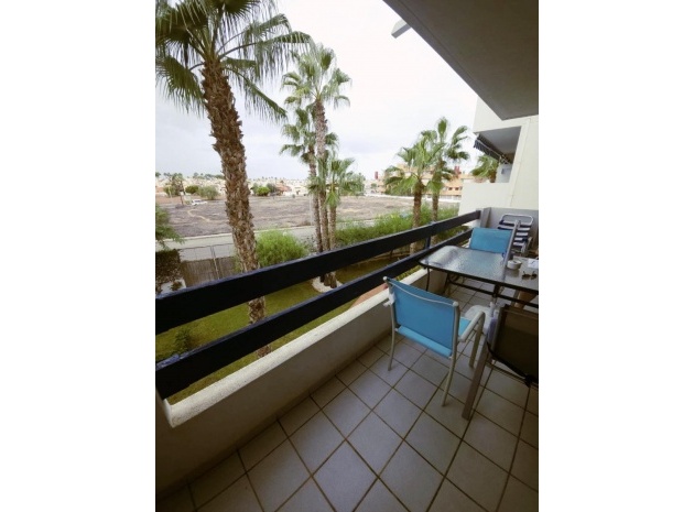 Resale - Apartment - Playa Flamenca - la calma