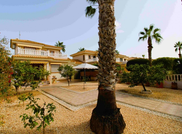 Resale - Villa - Villamartin - Los Dolses