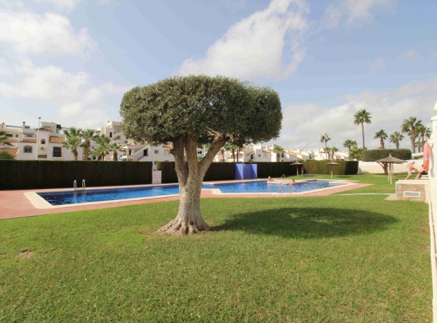 Resale - Villa - Villamartin - Los Dolses