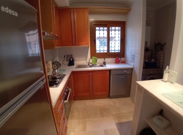 Resale - Apartment - Villamartin