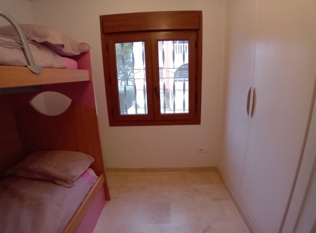 Resale - Apartment - Villamartin