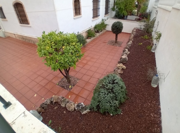 Resale - Apartment - Villamartin