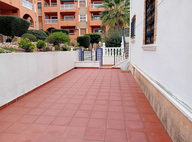 Resale - Apartment - Villamartin