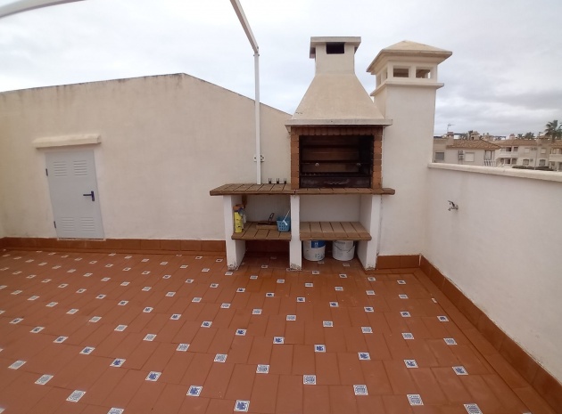 Resale - Apartment - Villamartin