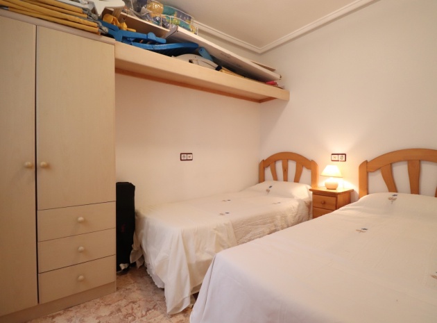 Resale - Apartment - Torrevieja - Torrevieja - Centre