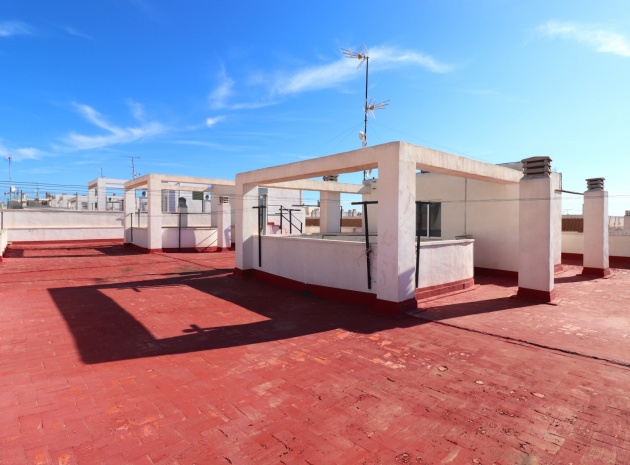 Resale - Apartment - Torrevieja - Torrevieja - Centre