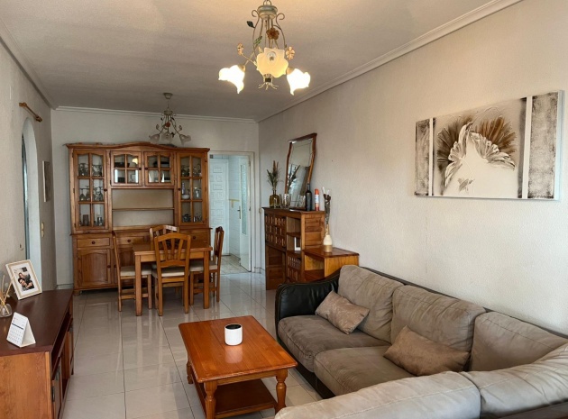 Resale - Apartment - Villamartin - La Fuente