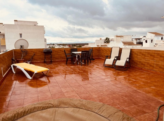 Resale - Apartment - Villamartin - La Fuente