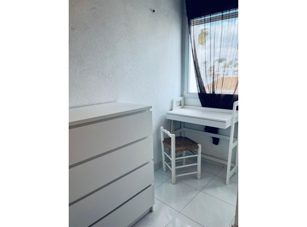 Resale - Apartment - Villamartin - La Fuente