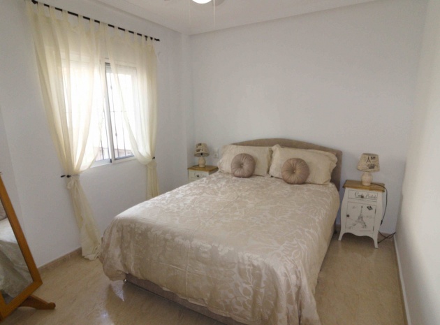 Resale - Villa - Guardamar del Segura - El Raso