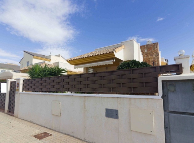 Resale - Villa - Guardamar del Segura - El Raso